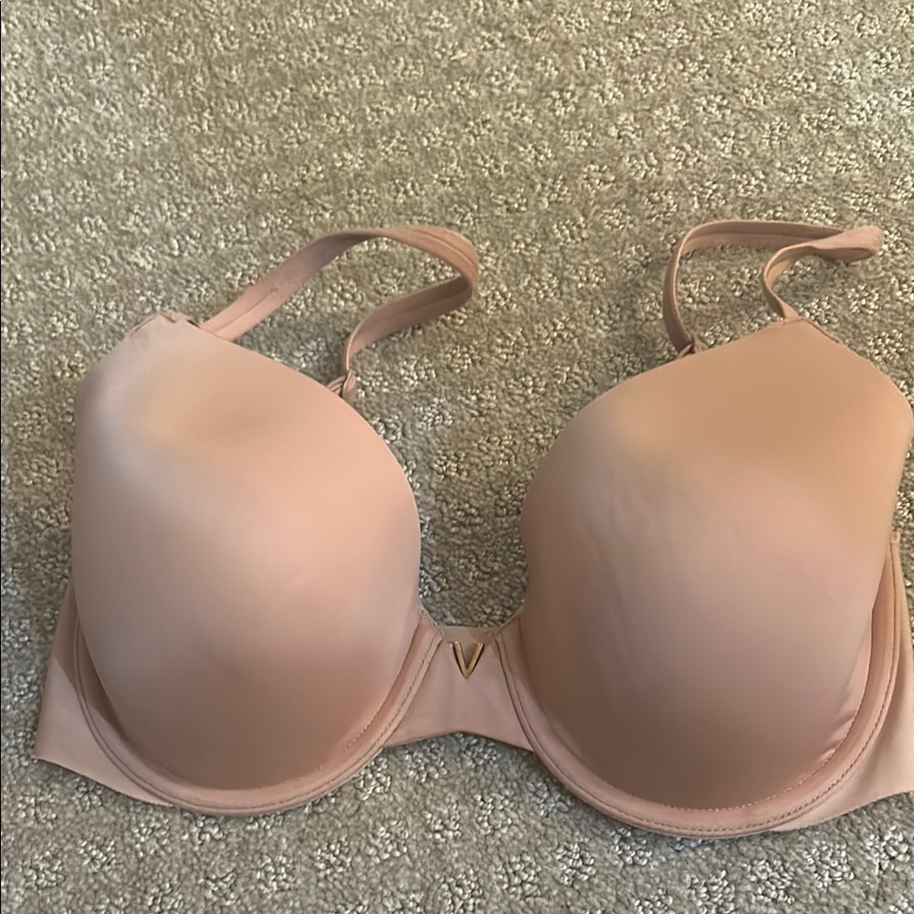 Victoria's Secret Pink T-Shirt Bra With Seamless Cups